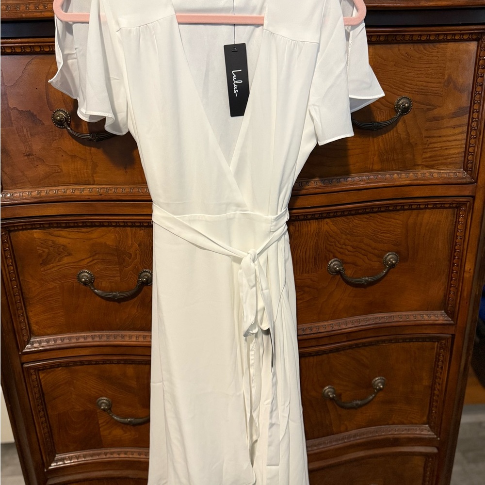 Lulu's Elegant White Midi Dress